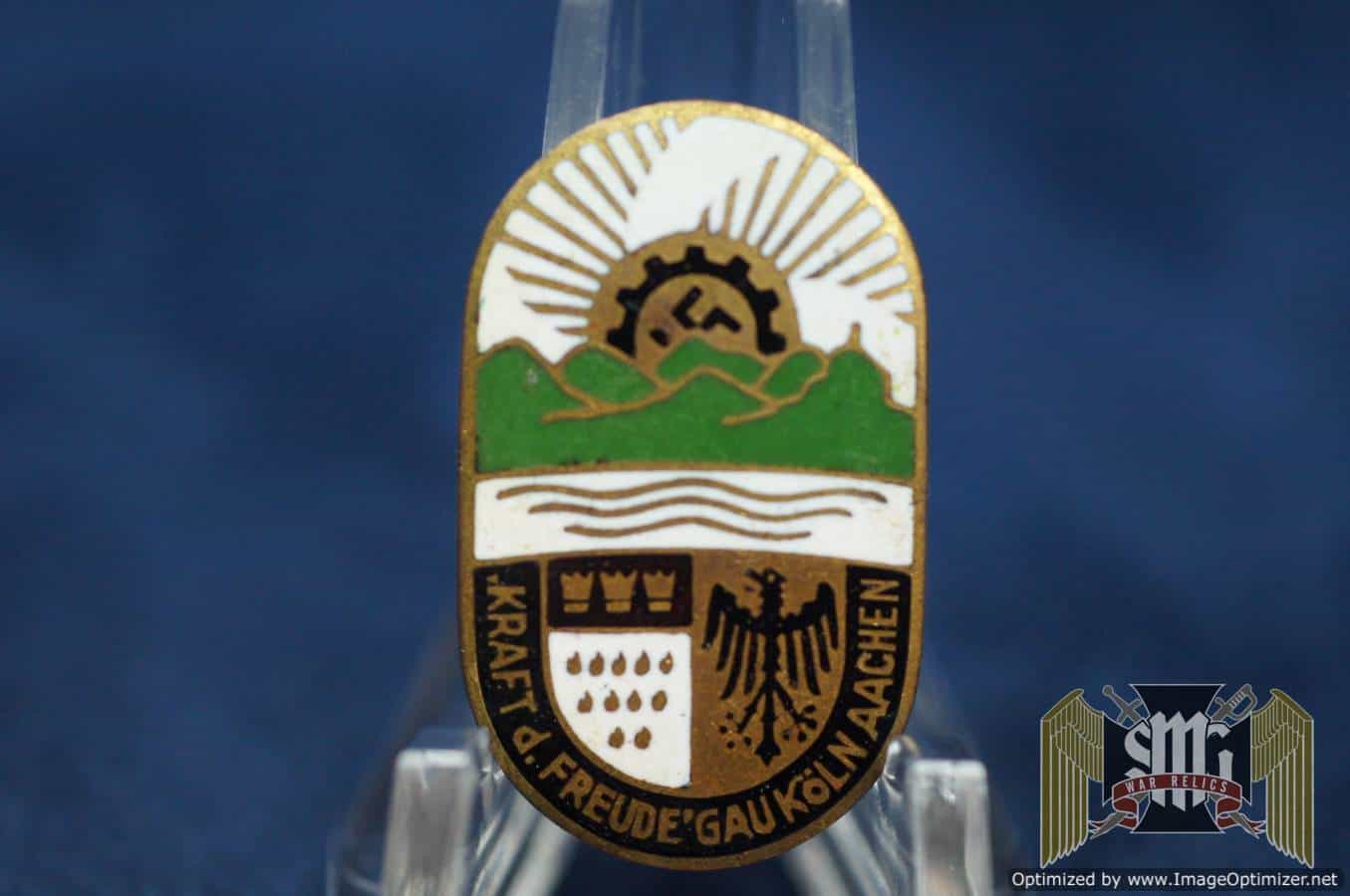KDF Koln Aachen pin black crown version