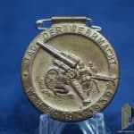 WHW Tag der Wehrmacht 1939 Artillery tinnie