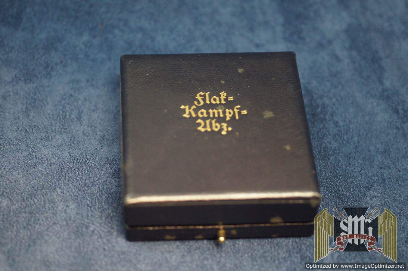 Post War Flak Badge case