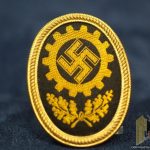 DAF Cap badge