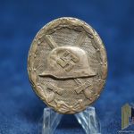 WOUND BADGE IN SILVER BY HAUPTMÜNZAMT WIEN "30" Tombac Damaged