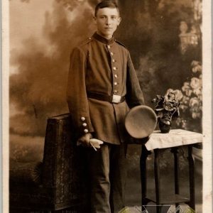 SMGM-3396 WW1 post card uniform detail