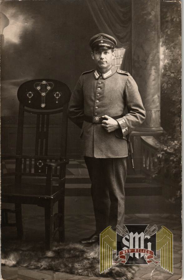 WW1 post card Portrait Uniform detail