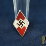 Hitler youth cap badge by Alois Rettenmaier