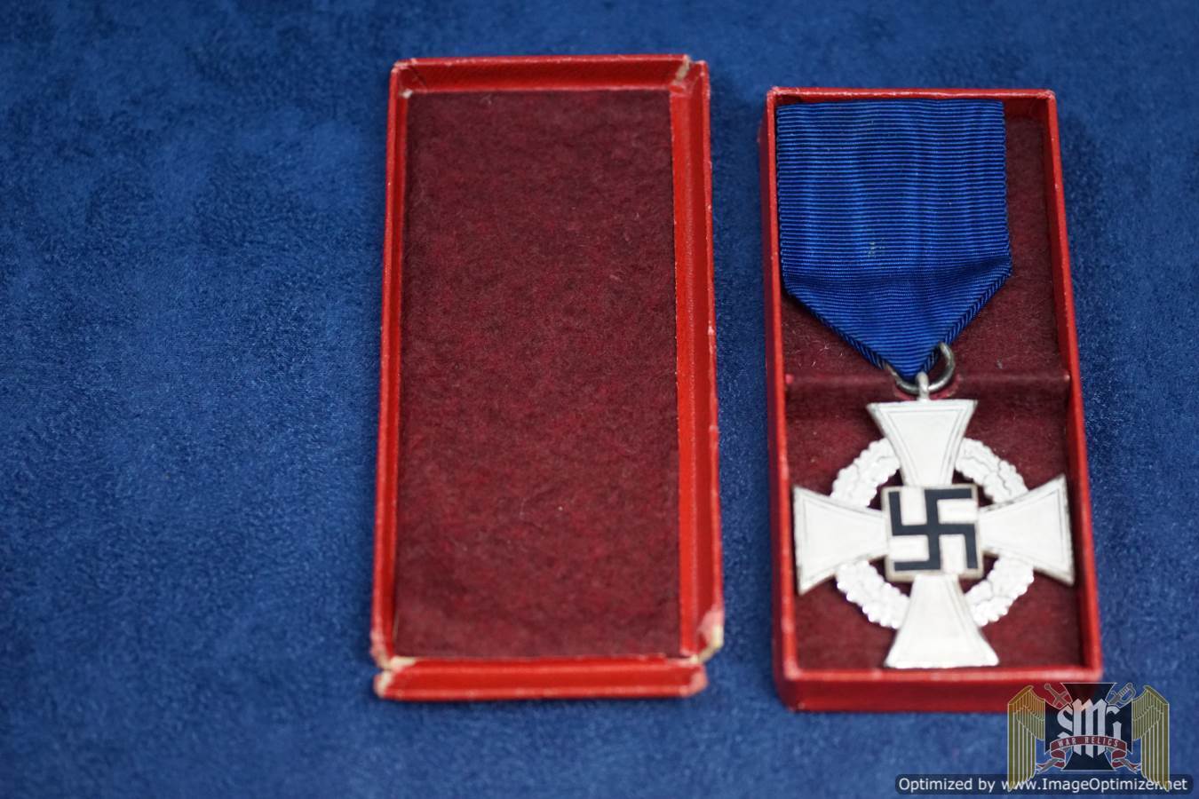 25 year Faithful service award cased