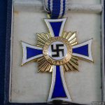 Cased Mother's Cross in Gold