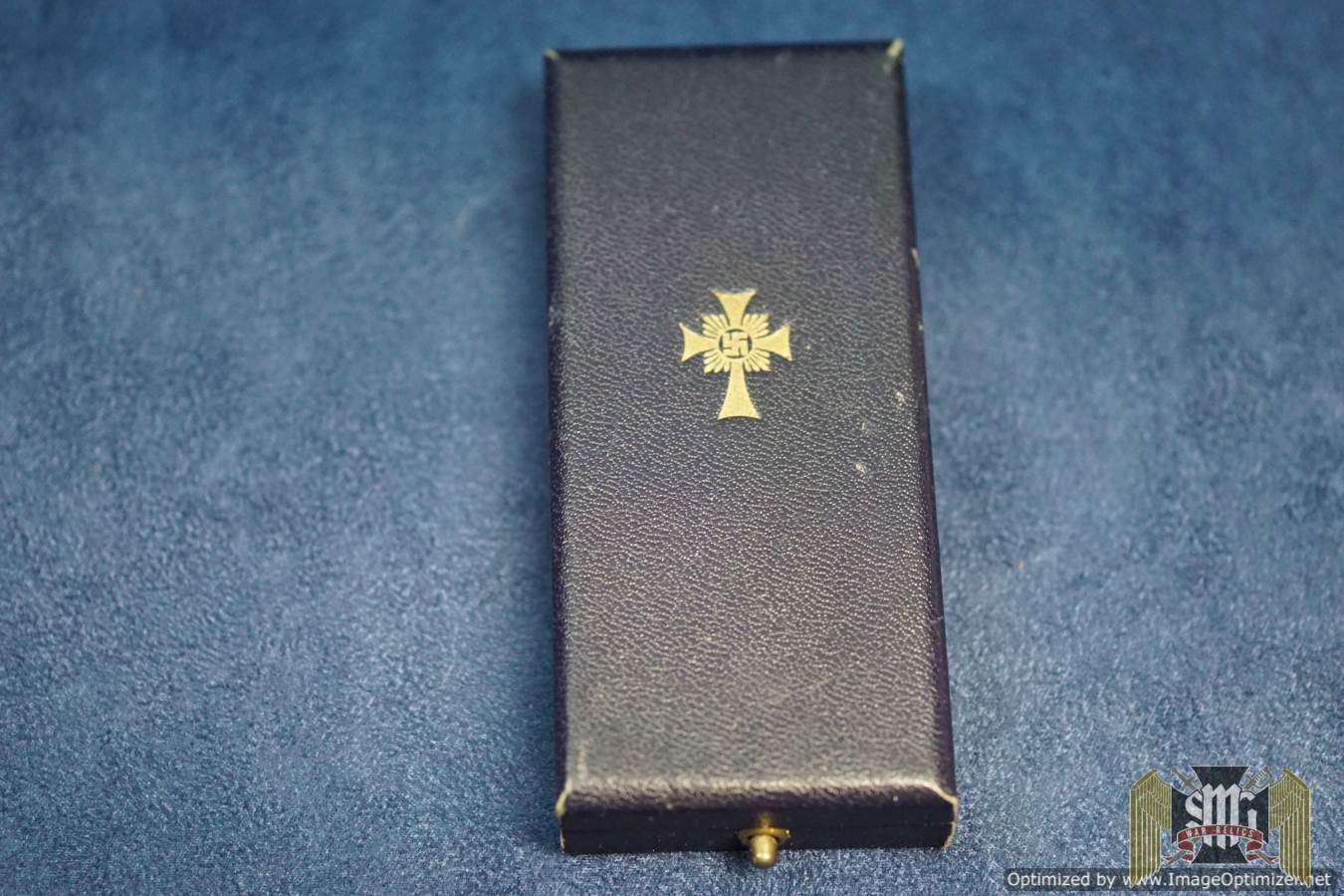 Cased Mother's Cross in Gold