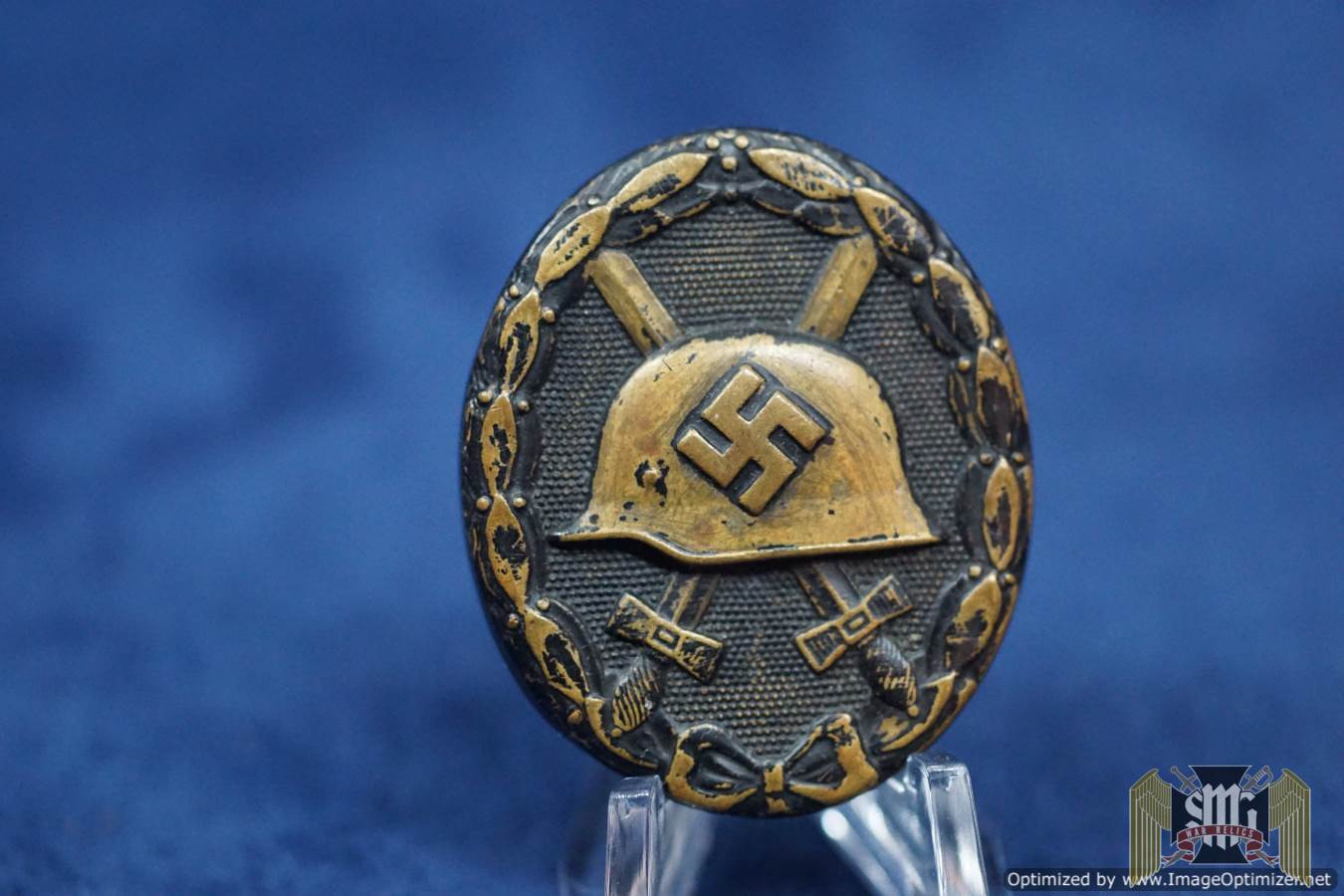 Black wound Badge unmarked