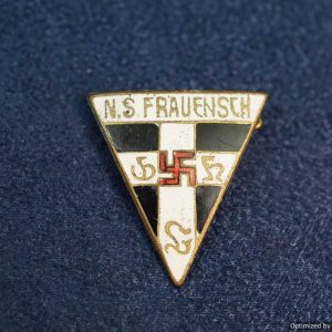 N.S. Frauenschaft 26x23mm badge Pre RZM $