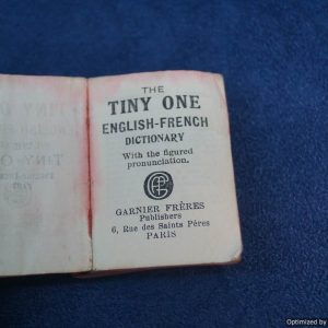 English to French Mini dictionary. WW2 era