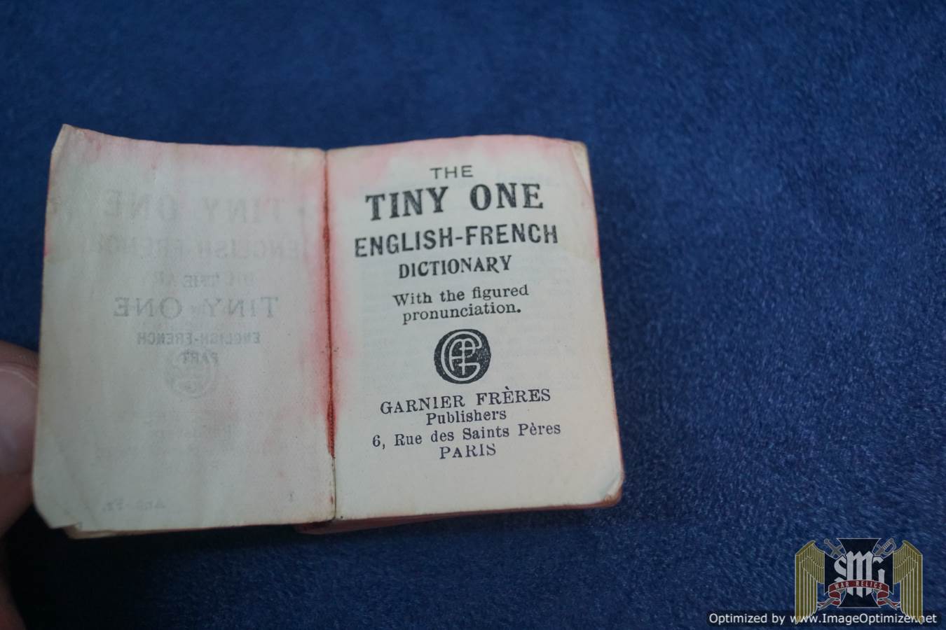 English to French Mini dictionary. WW2 era