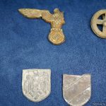 Ground dug Kriegsmarine Pith Helmet set