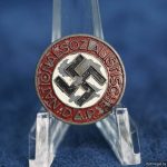 NSDAP Party badge Late Period by Werner Redo RZM M1/100
