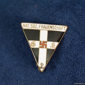 SMGM-3903 Frauenschaft 22x23mm badge by S&L