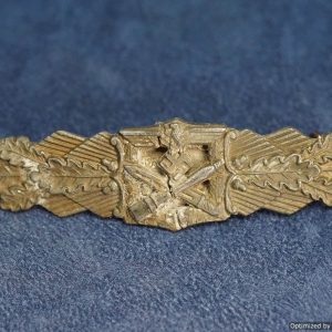 Damaged Close Combat clasp