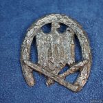SMGM-3977 Ground Dug General Assault Badge