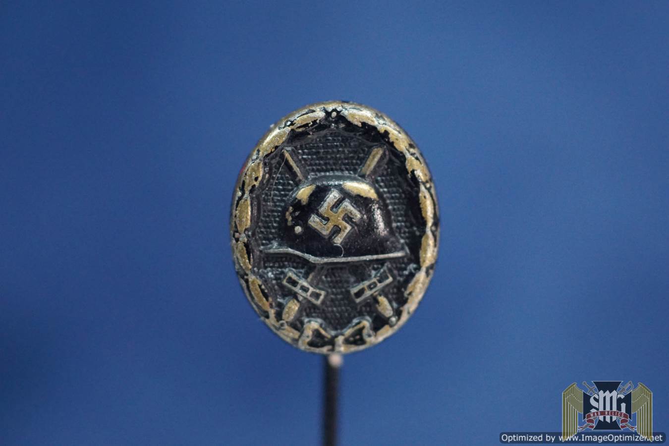 Black wound badge Stick pin in tombak 16x13mm