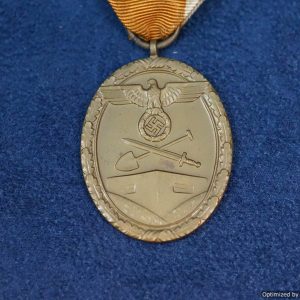 Westwall Medal Early Tomback