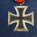 Iron Cross 2nd Class by Rudolf Wächtler & Lange marked "100"