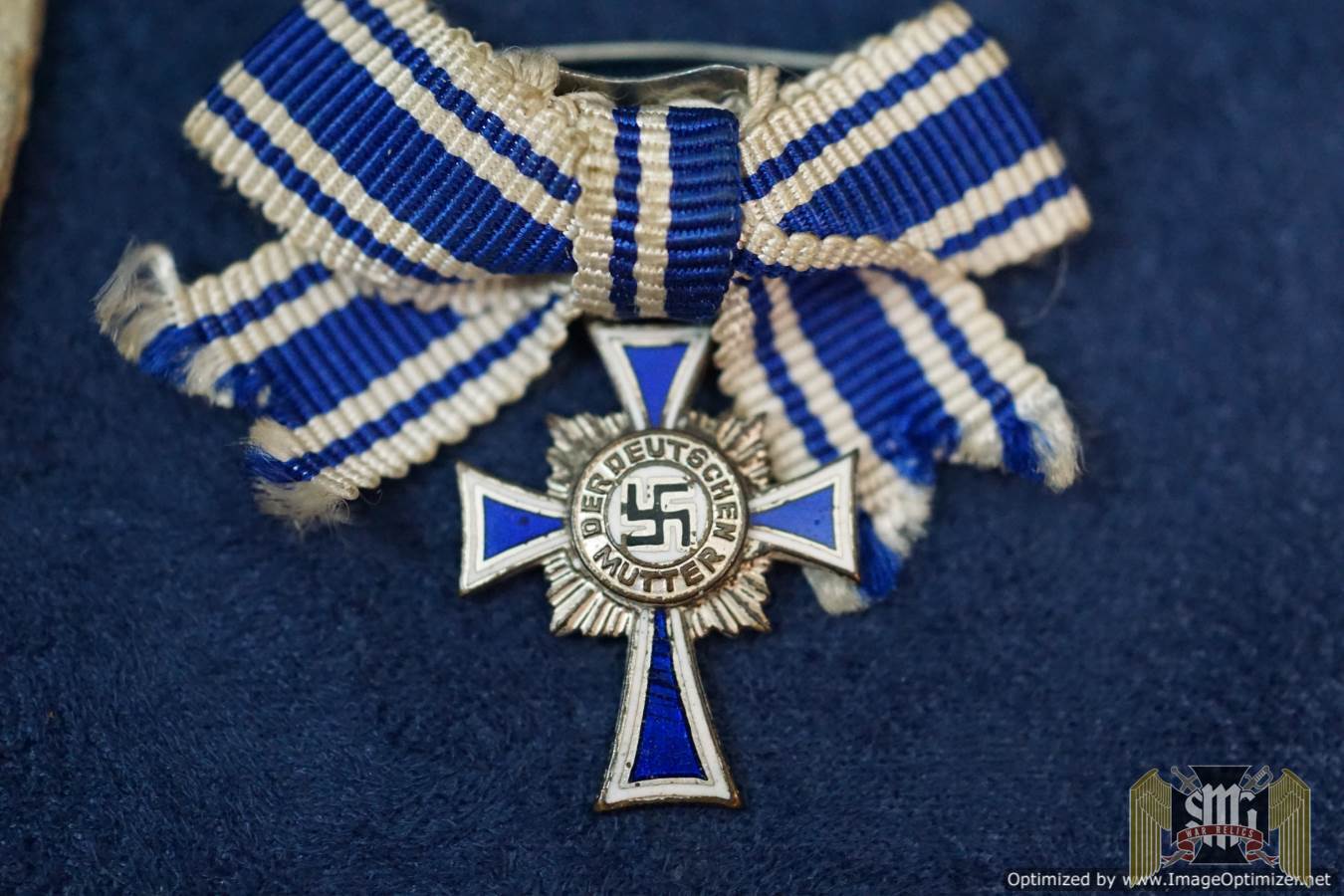 Silver Mother's Cross L/11 marked (Deumer) Sales board removed
