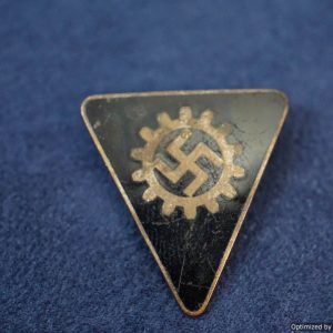 DAF Women's enamel badge by Fritz Zimmermann