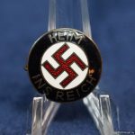 Heim ins Reich pin