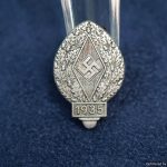 hitler youth meeting pin 1935