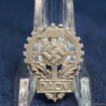 Nazi DAOV pin