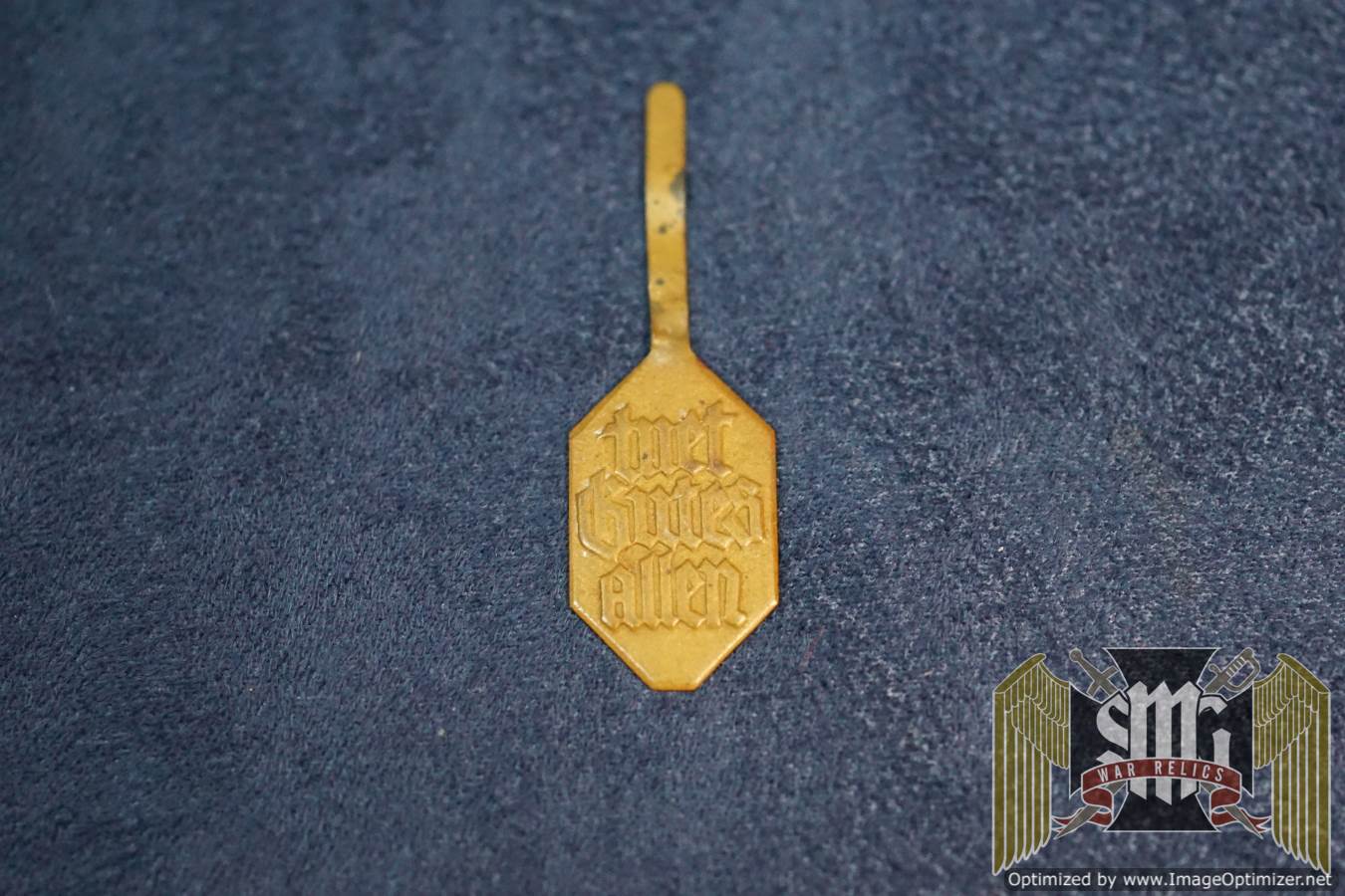 tuet Gutes allen donation pin