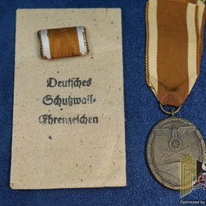 West Wall Medal W/ Packet & Ribbon bar