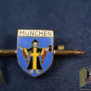 Munchen Pick axe pin