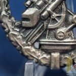 First Pattern Junker Flak badge