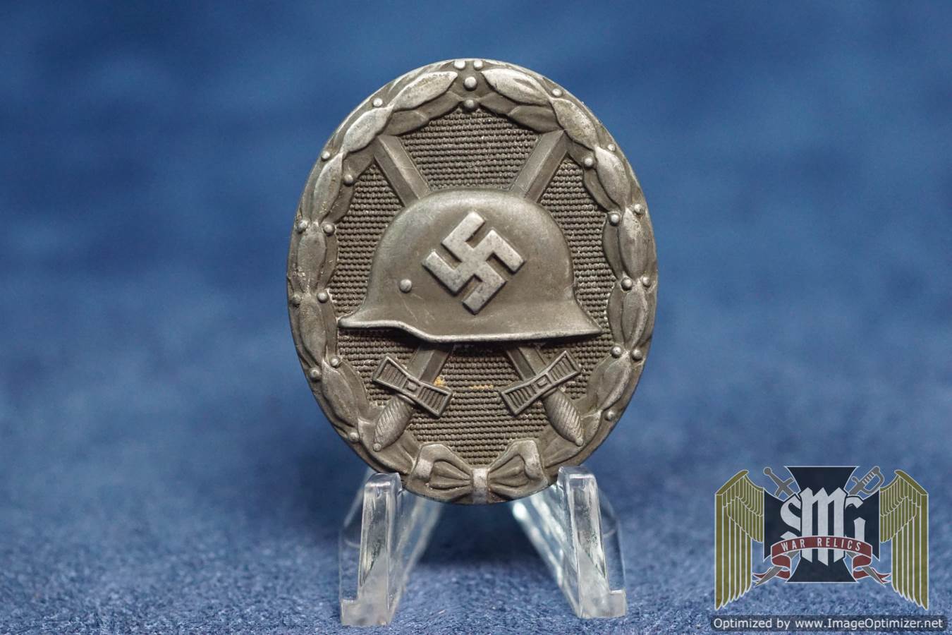 unmarked 1939 Silver Wound Badge
