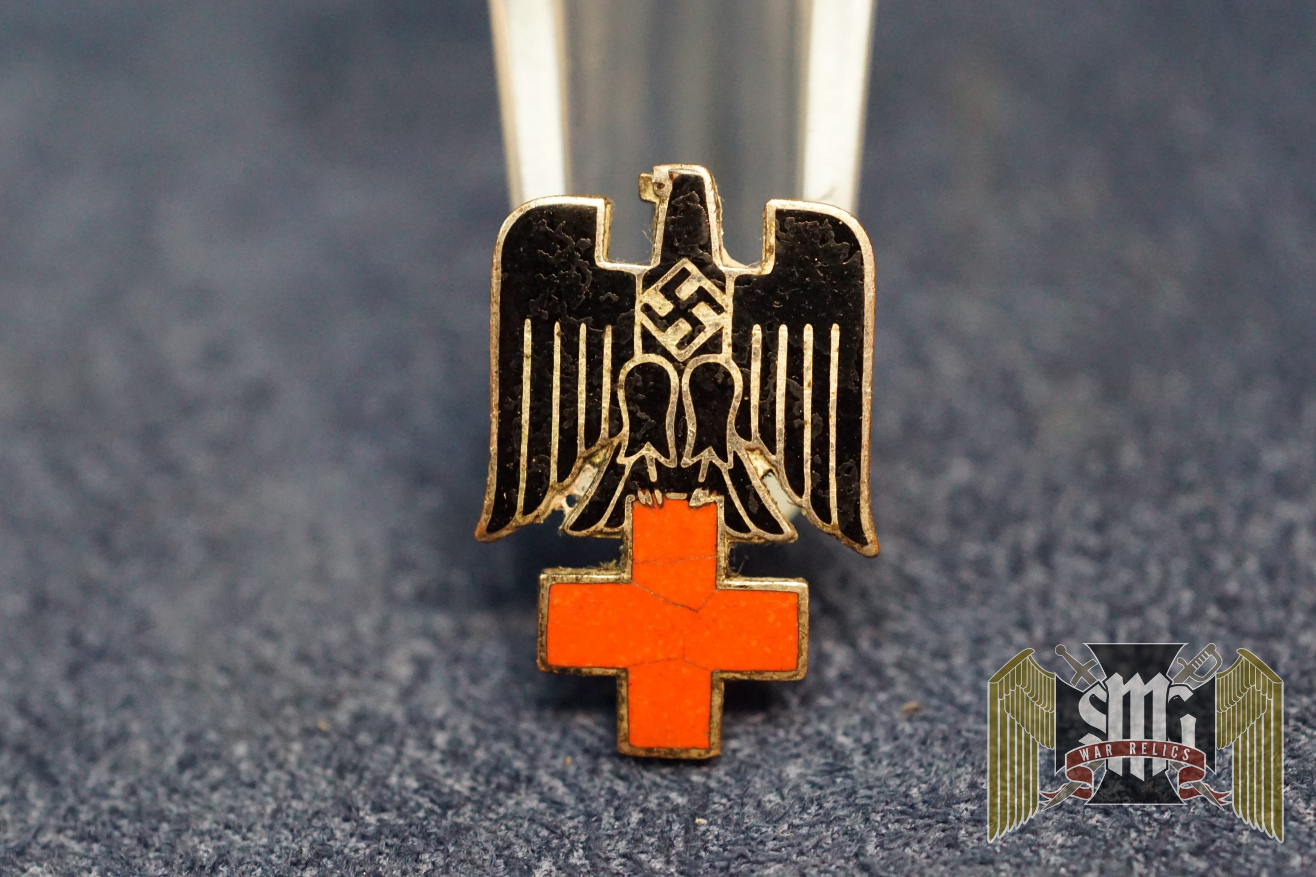 DRK Member pin