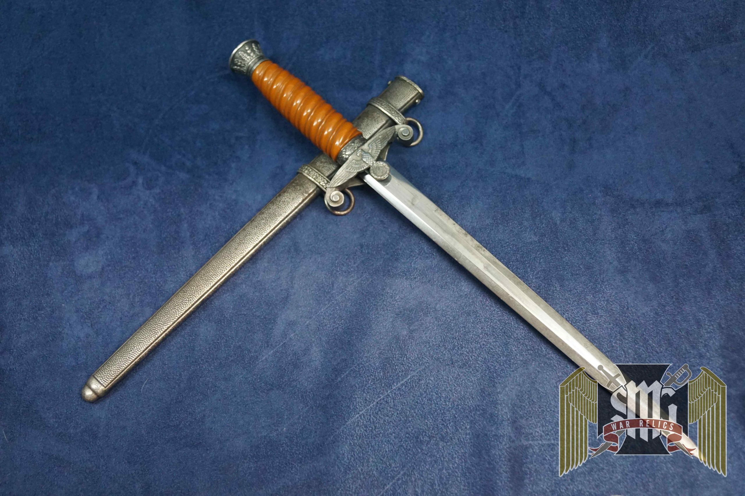 Army dagger by Alcoso