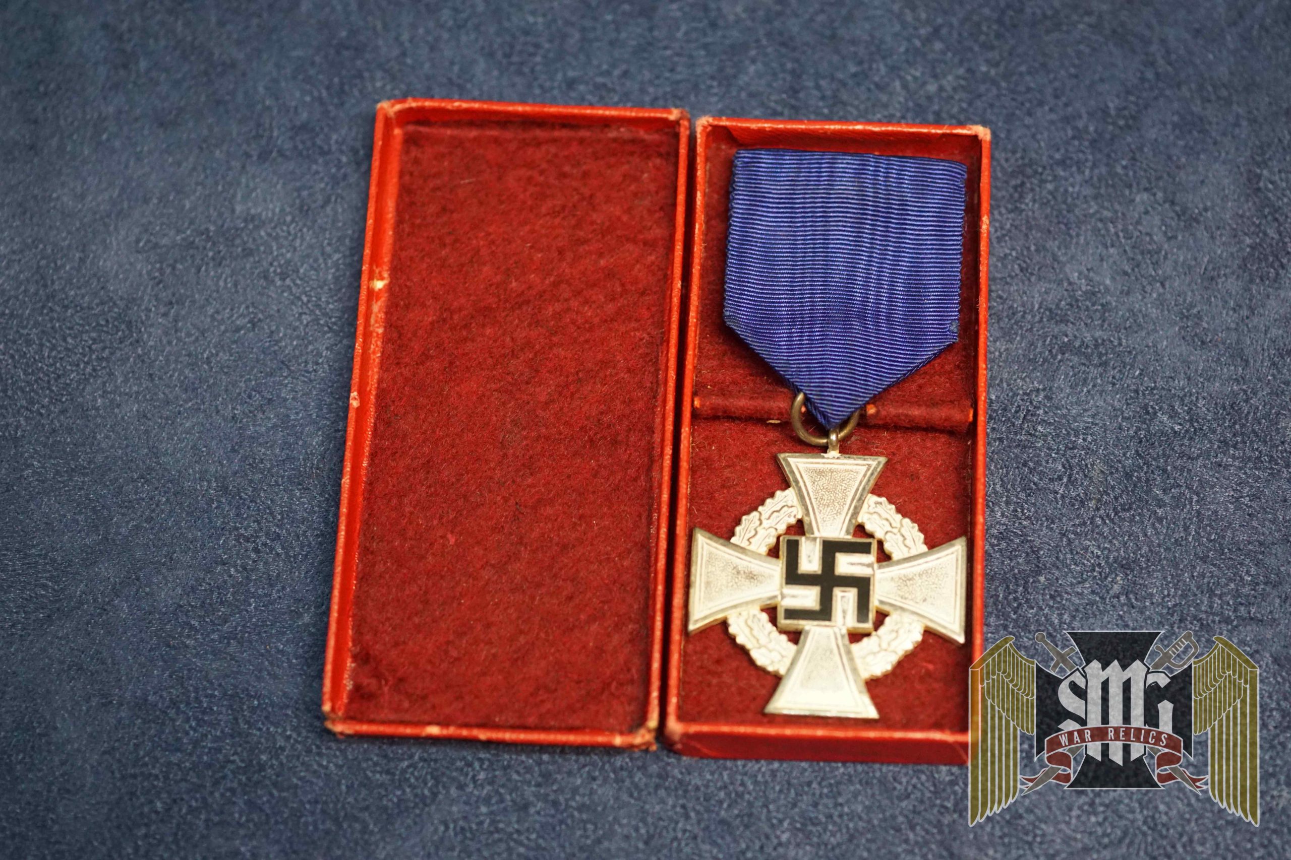 Cased Faithful Service Cross 25 year