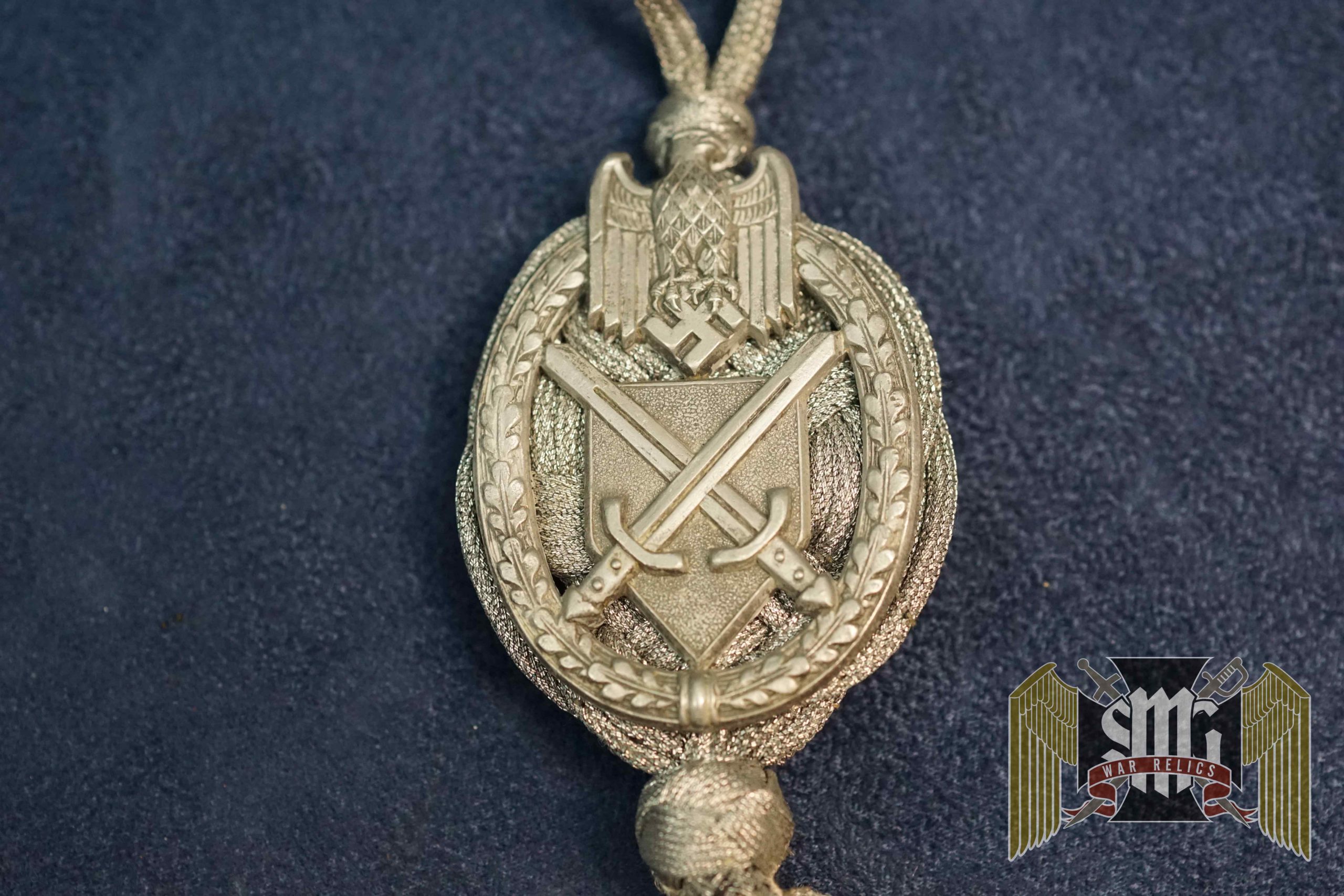 Second style Shooting Lanyard grade two (single artillery shell)
