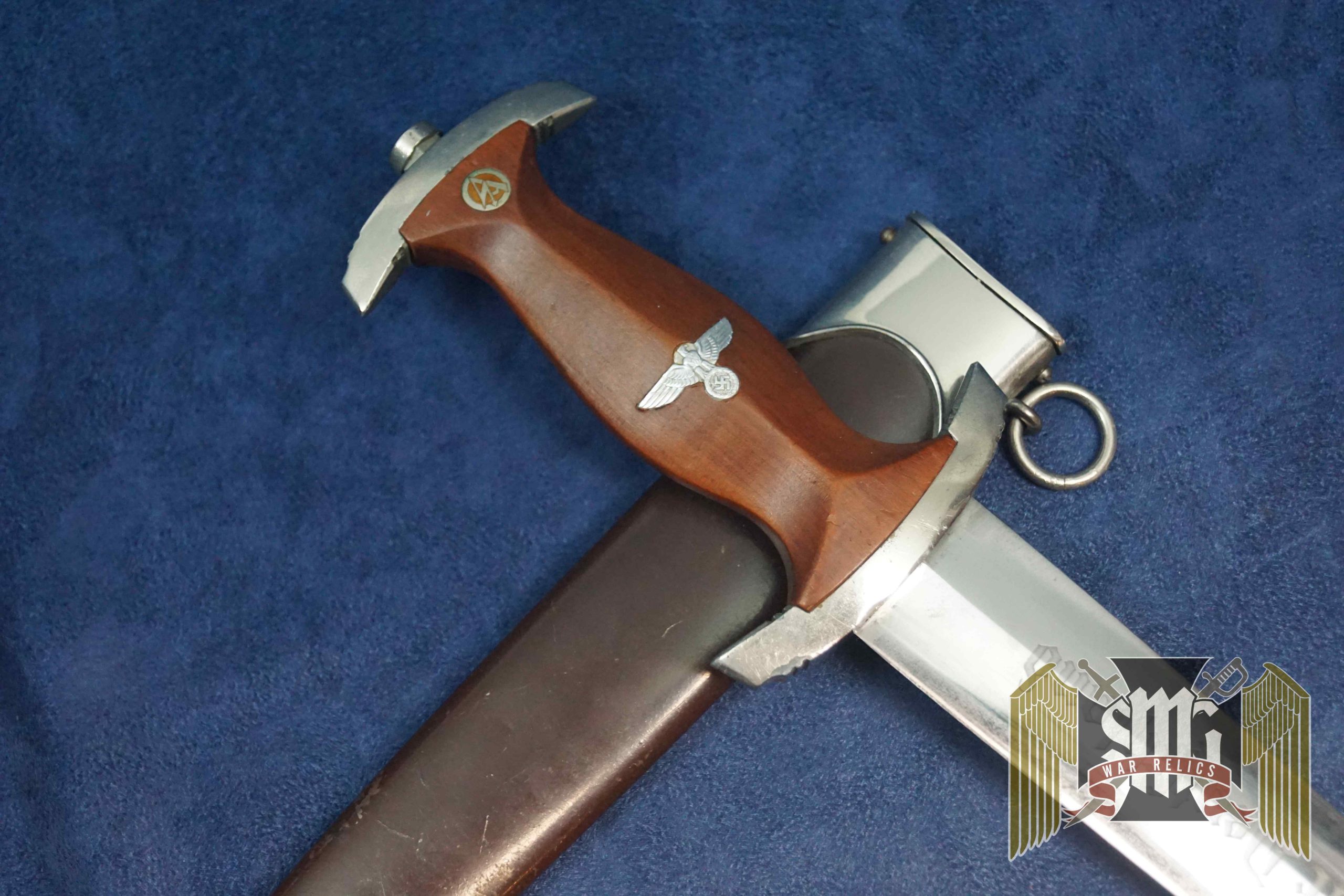 Later period SA dagger M7/85 by Artur Evertz