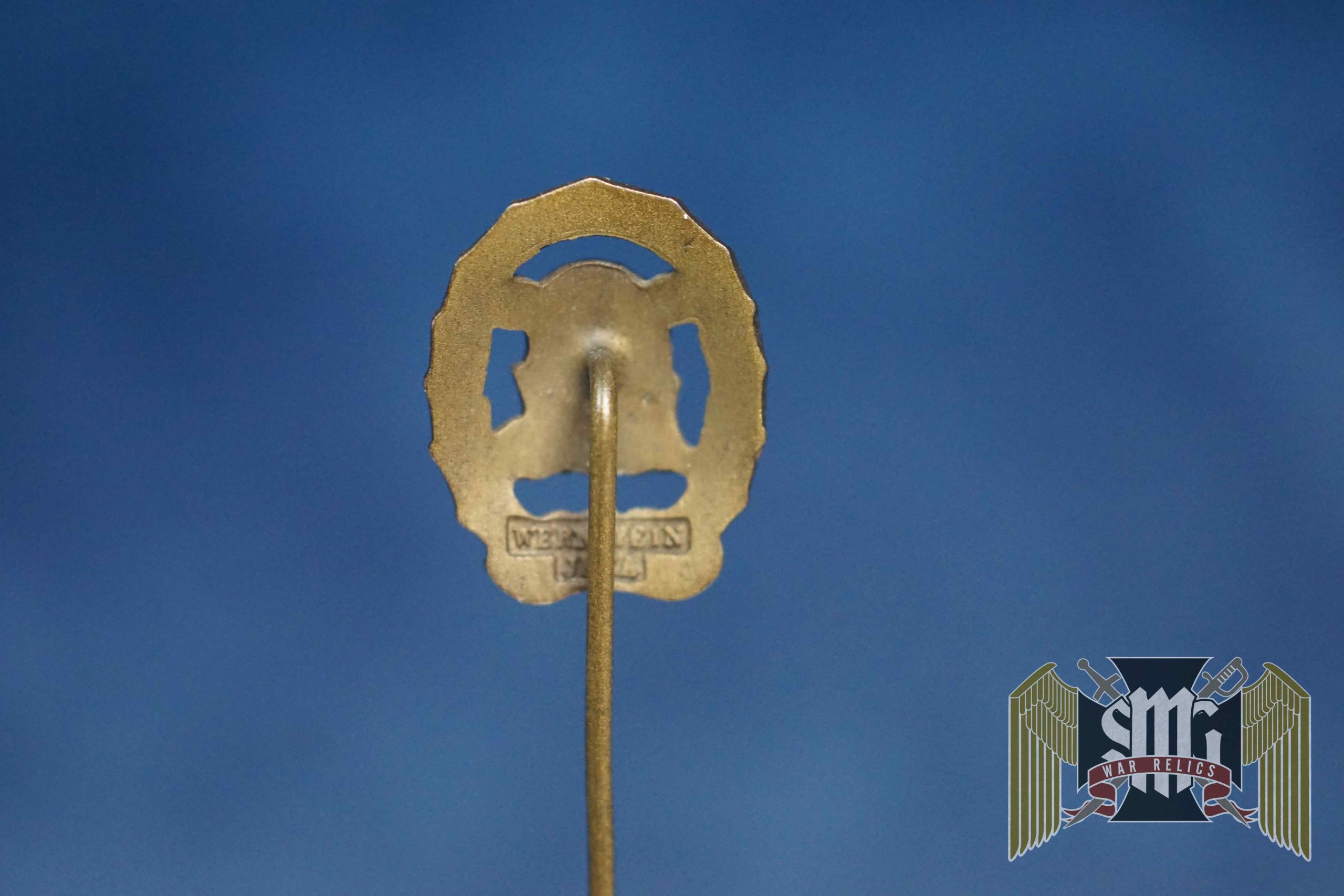 DRL Stick pin in bronze