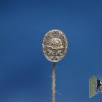 Silver wound badge stick pin 7x9mm L/52 marked