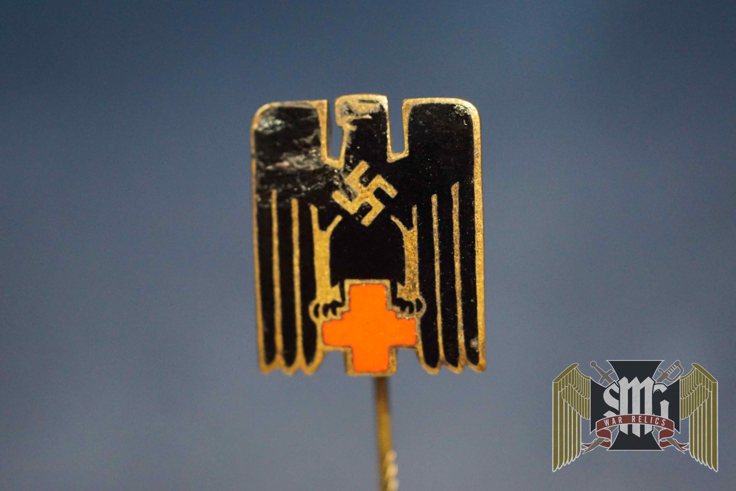 DRK Member stick pin