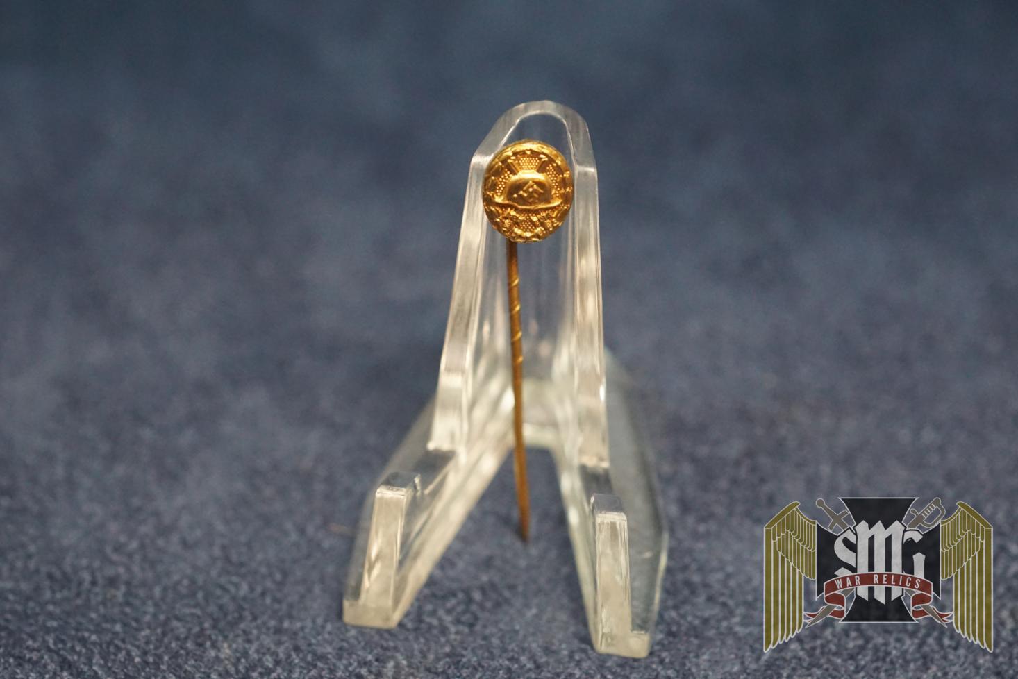 LDO marked Wound badge stick pin in Gold