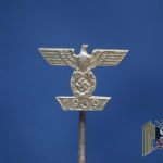 First Class Spange Stick pin