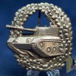 Bundeswehr West German Army Panzer beret badge early version without flag