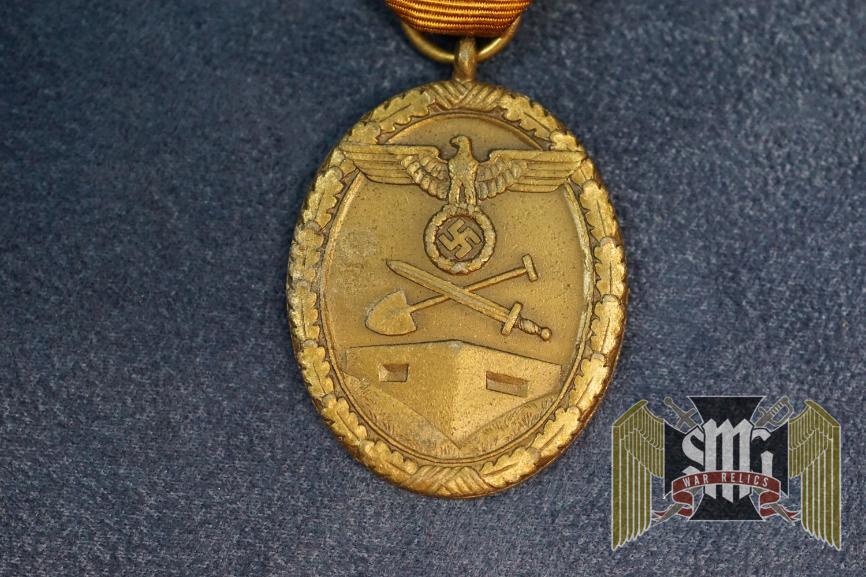 West Wall Medal In Zinc
