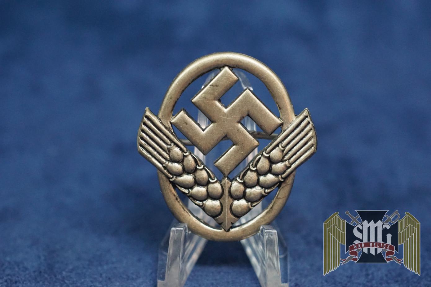 RADwj Cap badge