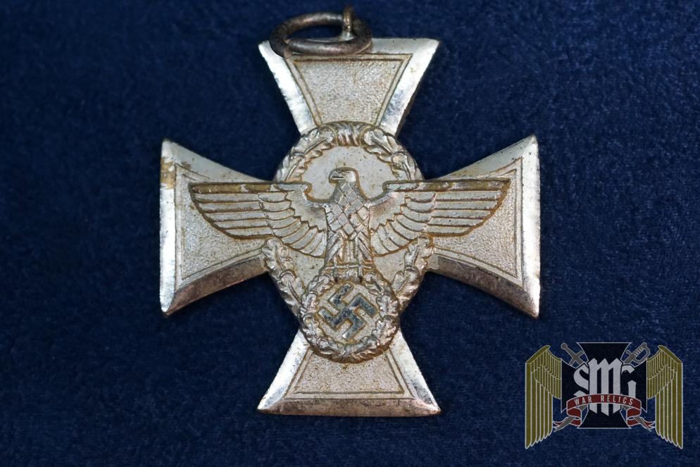 Police 18 Year Long Service Award