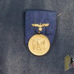 Wehrmacht 4 year award with parade mount