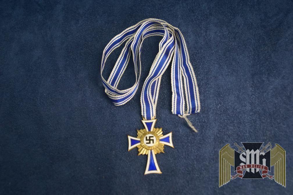 Mother's Cross in Gold