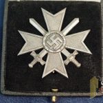Cased War Merit Cross W/Swords by Steinhauer & Luck